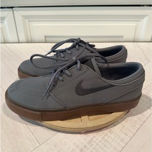Nike SB Zoom Stefan Janoski (Big Boys 6Y)